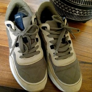 Zara Sneakers